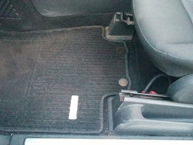 Floor-Mat Retaining Clip Set