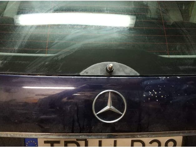 Estate Rear-Wiper Shaft Cover