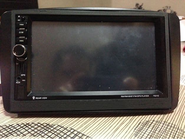 Double-DIN Radio Bezel